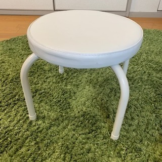ニトリ ロースツール ホワイト