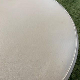 ニトリ ロースツール ホワイトの画像