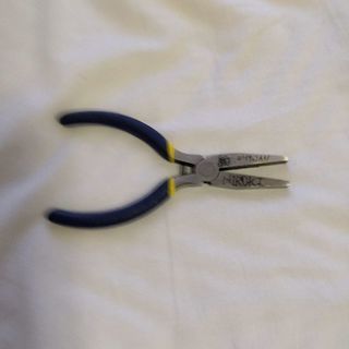 某onecoinshopで購入のラジオペンチ