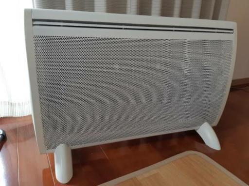 ほぼ新品　遠赤外線パネルヒーター