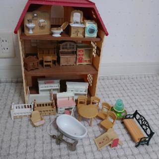 シルバニアファミリー　三階建てのおしゃれな家