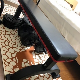 フラットベンチ