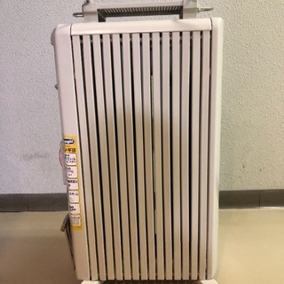 デロンギ　オイルヒーター071221TEC　3〜8畳用 トップハ...