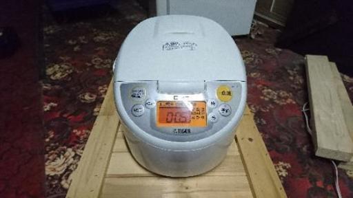 美品 TIGER IH炊きたて  5合 2016年製