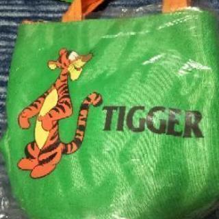 未使用、タグ付きディズニーティガーの手提げバッグ