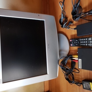 液晶テレビと地デジチューナーの中古品