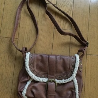 （商談中）
無料☆ レディース  ショルダーバック
