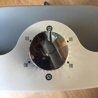小型 電気ファンヒーター‼️の画像