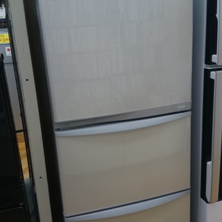 【高く買取るゾウ八幡東店　直接取引】東芝　'12年製　冷蔵庫　3ﾄﾞｱ