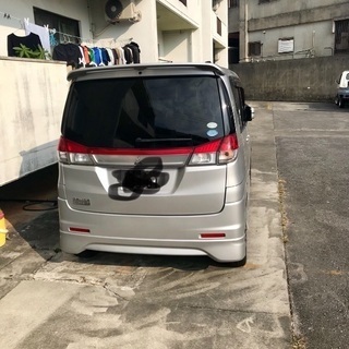 デリカD2