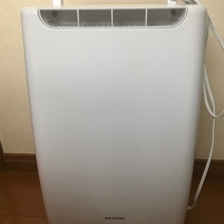 アイリスオーヤマ    衣類乾燥除湿機・取引中