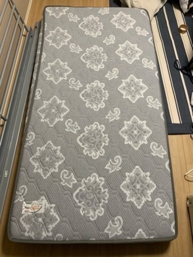 ［美品］マニフレックス マットレス シングル