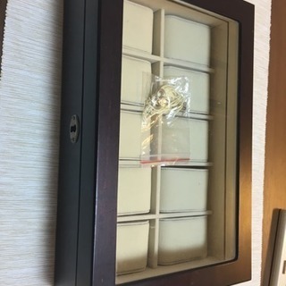 腕時計保管箱 used
