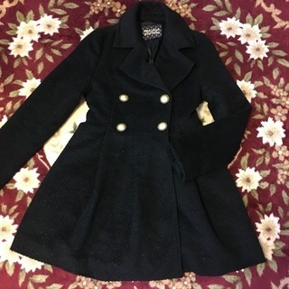 RALALA 黒 コート ラメでキラキラします。