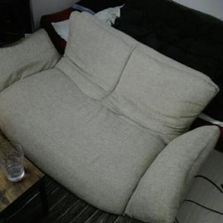 ナフコ　定価約８００００円ローソファ