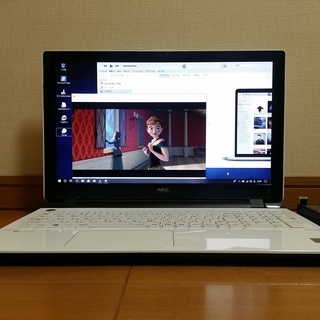 【けっこう美品】2015年製 Windows10ブルートゥース搭...
