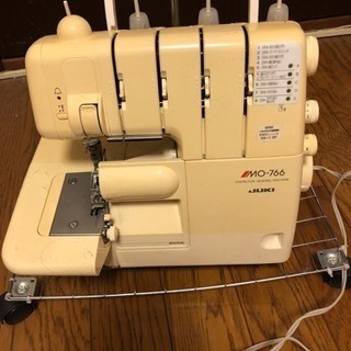 中古ロックミシン