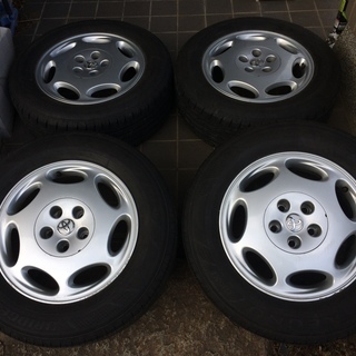 30セルシオ純正ホイル・タイヤ付き 225/60 R16