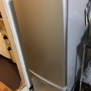 冷蔵庫 Panasonic NR-B175W