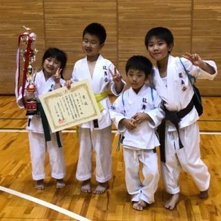 宝塚市の空手教室　空手道『龍舞会』宝塚市教室。の画像