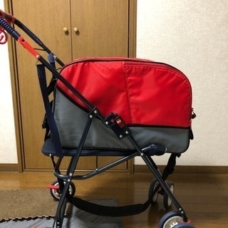 ペットカートです。宜しくお願いします。