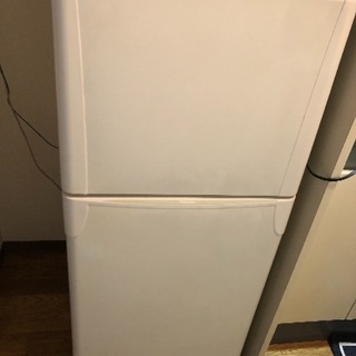 TOSHIBA冷蔵庫 2ドア 引き取りに来てくださる方限定