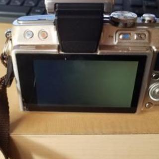 3DS、ミラーレスカメラの画像