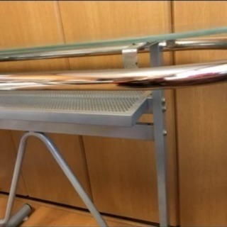 カウンターテーブルの画像