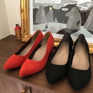 パンプスとハンドバッグ