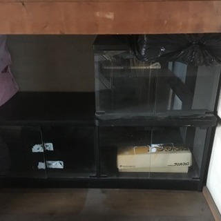 テレビ台差し上げます