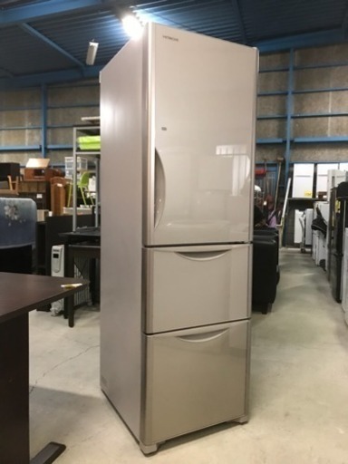 2018年製！315L 日立 ノンフロン冷凍冷蔵庫 R-S3200HV(XN)