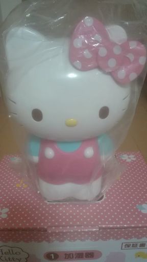 新品キティちゃんの加湿器