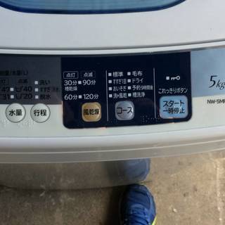 HITACHI 日立 洗濯機 NW-5MR ホワイト 13年製 5㎏ 中古品　2ステップウォッシュ 槽洗浄 槽乾燥 ステンレス槽 　1人用に最適の画像