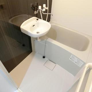 😺初期安部屋探し😺新築オシャレなアパートに初期費用８万円入居❤️つくばＥＸ六町駅徒歩５分❤️ − 東京都