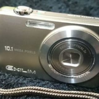 (お取引ありがとうございました！) CASIO 液晶デジタルカメ...