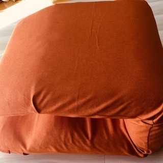 オレンジの座椅子 値下げの画像