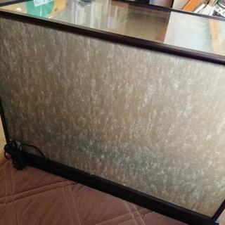 雛人形 (ガラスケース入り)の画像