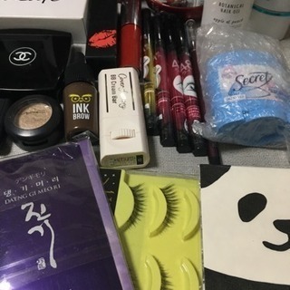 新品未開封サラフェ等化粧品いろいろの画像