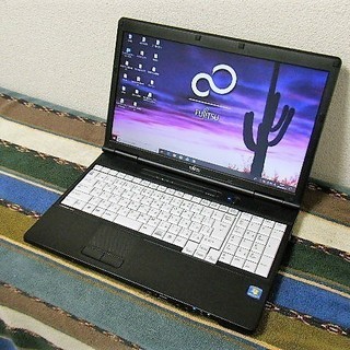 💗綺麗/15.6型/高性能🆙i5/光速☆彡SSD240GB保証付...