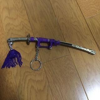 刀のキーホルダー