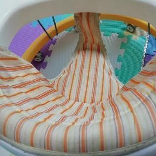 赤ちゃん用　折り畳み式歩行器の画像