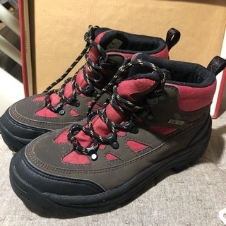 【美品】TREKSTA トレクスタ トレッキングシューズ 登山靴