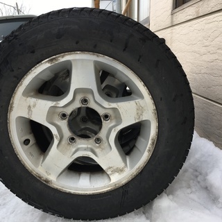 175/80R16 スタッドレスタイヤ