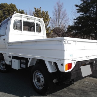 ☆激安AC付き軽トラ!!絶好調美車サンバートラック!!5速MT!コミコミ総額18万円ポッキリ提供!本車検2年満タン渡しH33年4月まで!早い者勝ち☆の画像