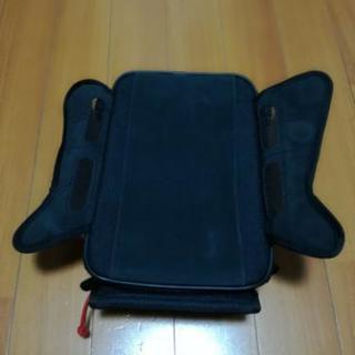タナックス(TANAX) スラントタンクバッグM モトフィズ(MOTOFIZZ) ブラック MFK-084(容量5.1ℓ) の画像