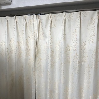 ニトリ製カーテンの画像