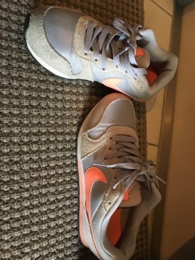NIKEスニーカー23.5cm