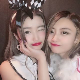 ダンサーとバンドメンバー