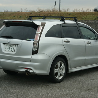 【商談中】H22年式ストリーム ZS 後期型 車検H31.9まで 無事故車 個人出品 i-VTEC搭載 3列シート7人乗り 純正フルエアロ 社外ルーフキャリア+スキー・スノーボードアタッチメント付きの画像