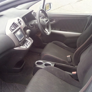【商談中】H22年式ストリーム ZS 後期型 車検H31.9まで 無事故車 個人出品 i-VTEC搭載 3列シート7人乗り 純正フルエアロ 社外ルーフキャリア+スキー・スノーボードアタッチメント付きの画像